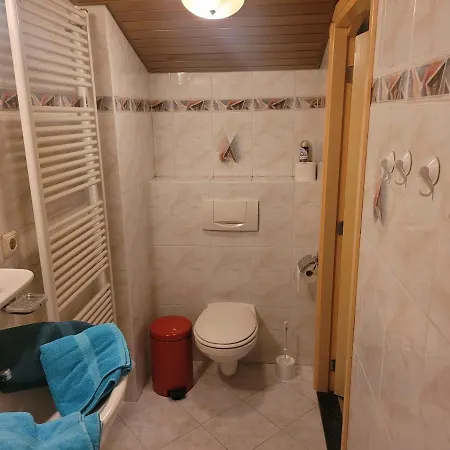 Canberra. Apartment Bergen aan Zee